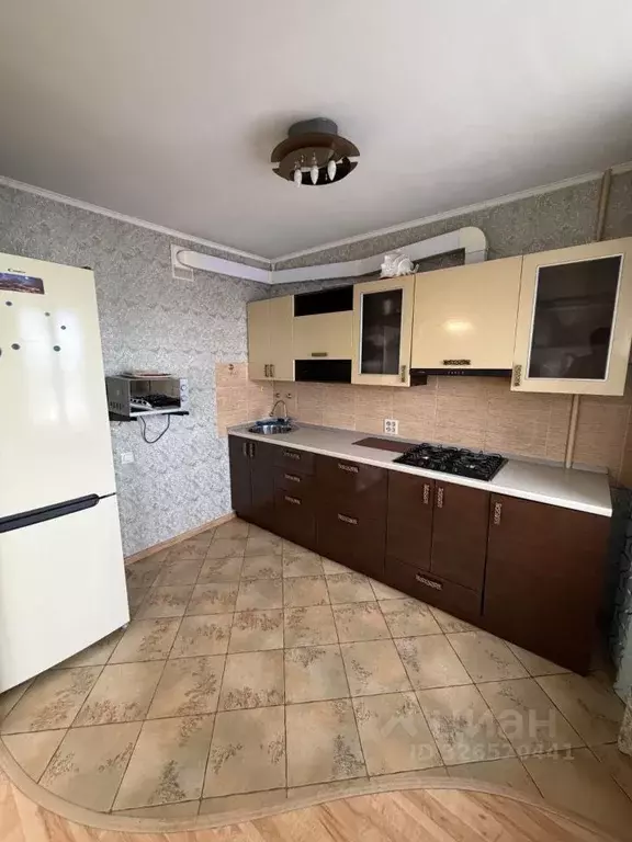 2-к кв. Астраханская область, Астрахань ул. Победы, 56 (64.3 м) - Фото 2