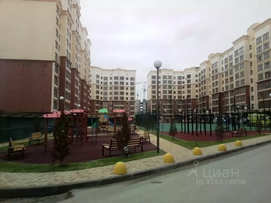 1-к кв. Крым, Симферопольский район, с. Мирное ул. Крымской Весны, 5к1 ... - Фото 1