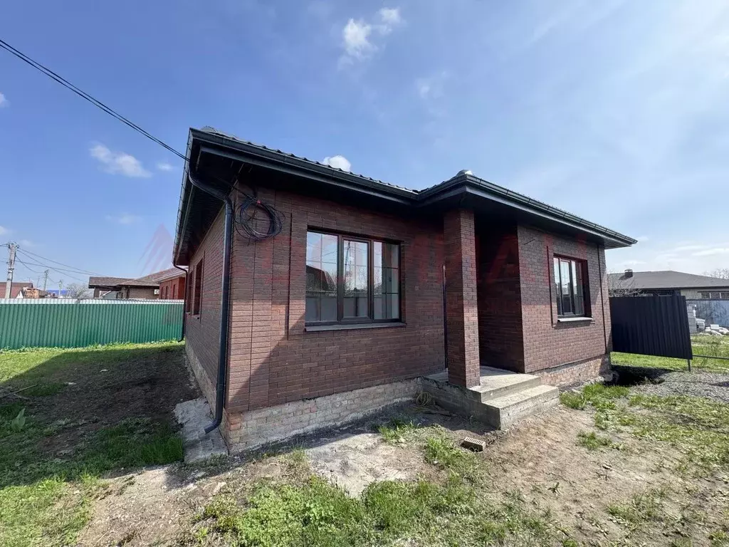 Дом в Ростовская область, Новочеркасск Сарматская ул., 274 (100 м) - Фото 0
