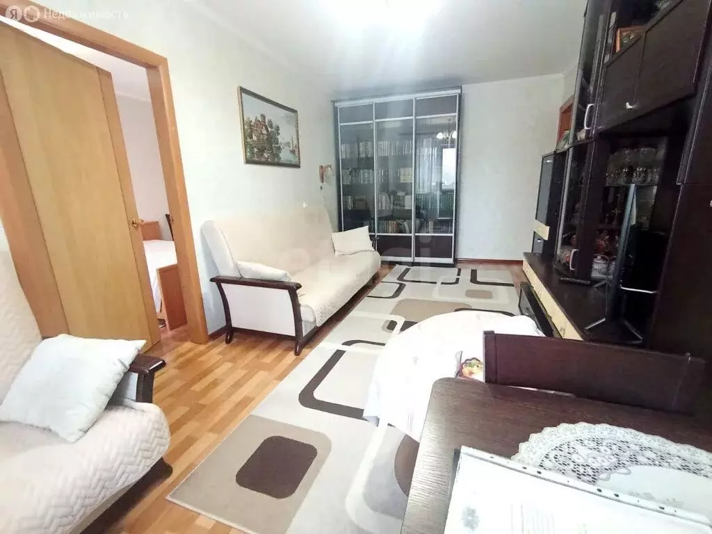 3-комнатная квартира: Тольятти, улица Карла Маркса, 19 (56.3 м) - Фото 0