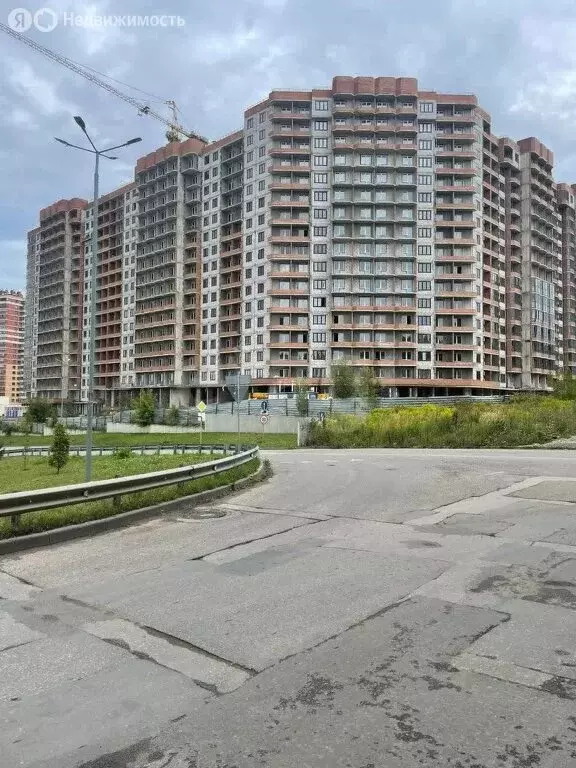 1-комнатная квартира: село Осиновая Гора, улица Аркадия Шипунова, 1 ... - Фото 1