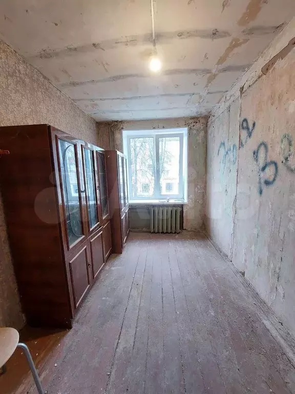 Комната 9 м в 5-к., 2/5 эт. - Фото 0