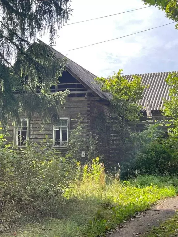 Дом в Ленинградская область, Луга Смоленская ул., 101 (143 м) - Фото 1