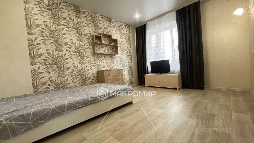 Студия Татарстан, Казань просп. Альберта Камалеева, 32Б (37.3 м) - Фото 1