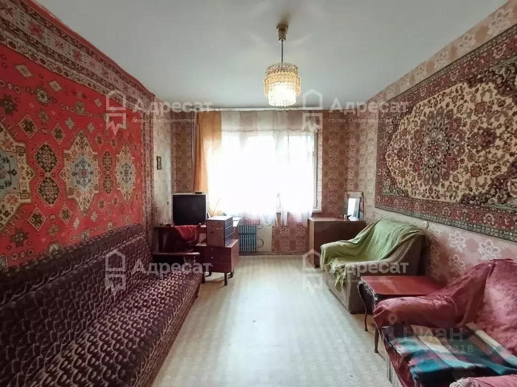 2-к кв. Волгоградская область, Волгоград ул. Менжинского, 25 (50.4 м) - Фото 0
