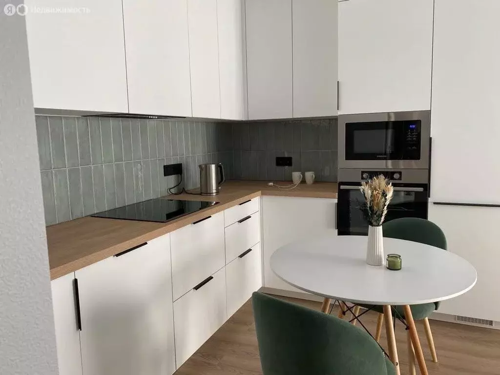 Квартира-студия: Сочи, микрорайон Бытха, Ясногорская улица, 16/2к7 ... - Фото 1
