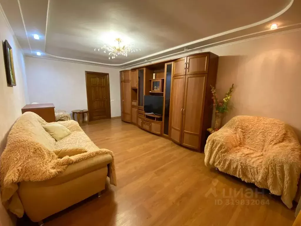 2-к кв. Краснодарский край, Сочи Центральный мкр, ул. Войкова, 33 ... - Фото 0