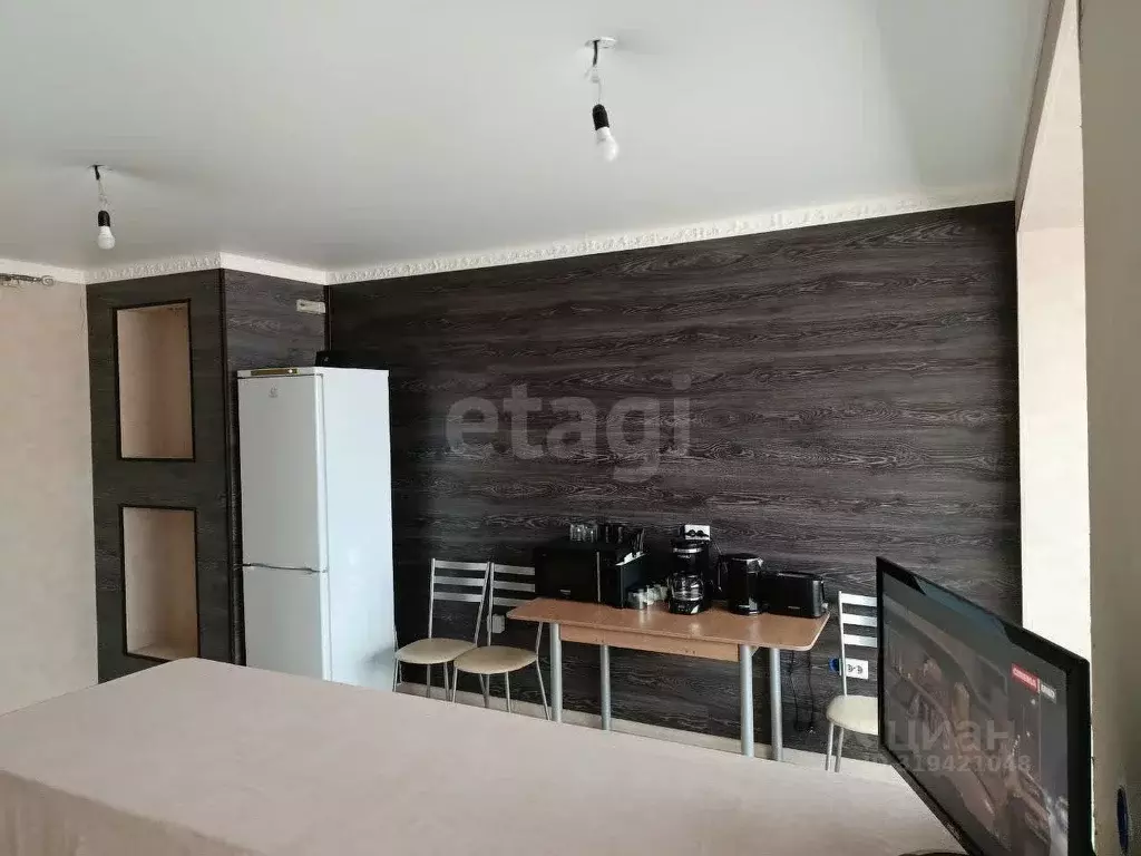 2-к кв. Тюменская область, Тюмень бул. Бориса Щербины, 22 (90.0 м) - Фото 0