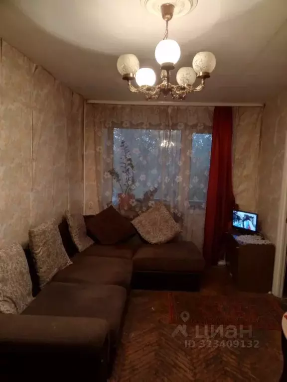 2-к кв. Московская область, Клин Загородная ул., 36 (42.2 м) - Фото 1