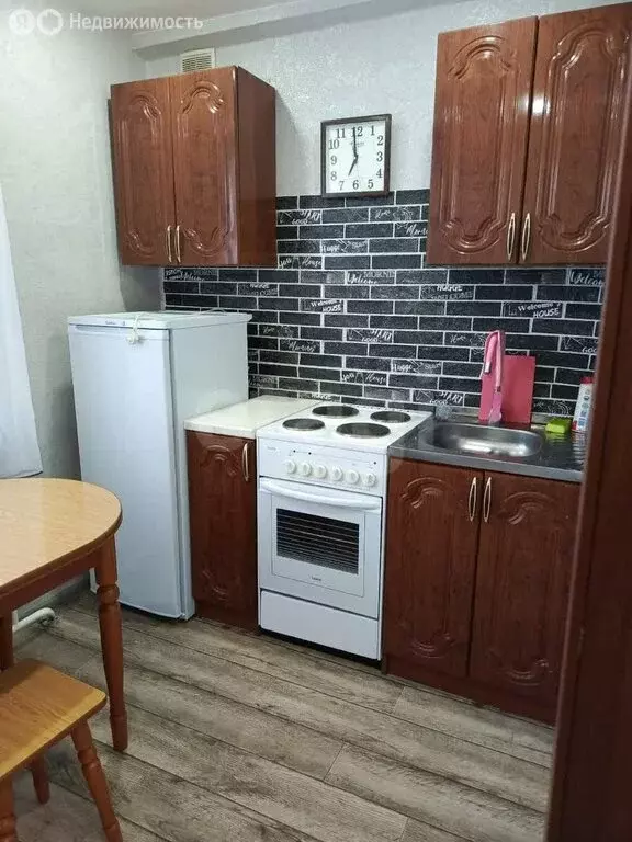 1-комнатная квартира: Ялуторовск, улица Лизы Чайкиной, 24 (28.5 м) - Фото 1