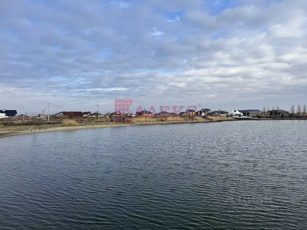 Дом в Ростовская область, Аксайский район, Ольгинская ст-ца пер. ... - Фото 1