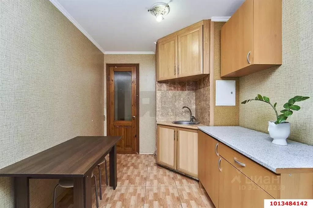 1-к кв. Краснодарский край, Краснодар Школьный мкр, ул. Школьная (50.0 ... - Фото 2