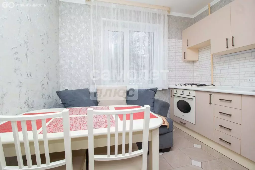 2-комнатная квартира: Ульяновск, улица Минаева, 28 (52.5 м) - Фото 2