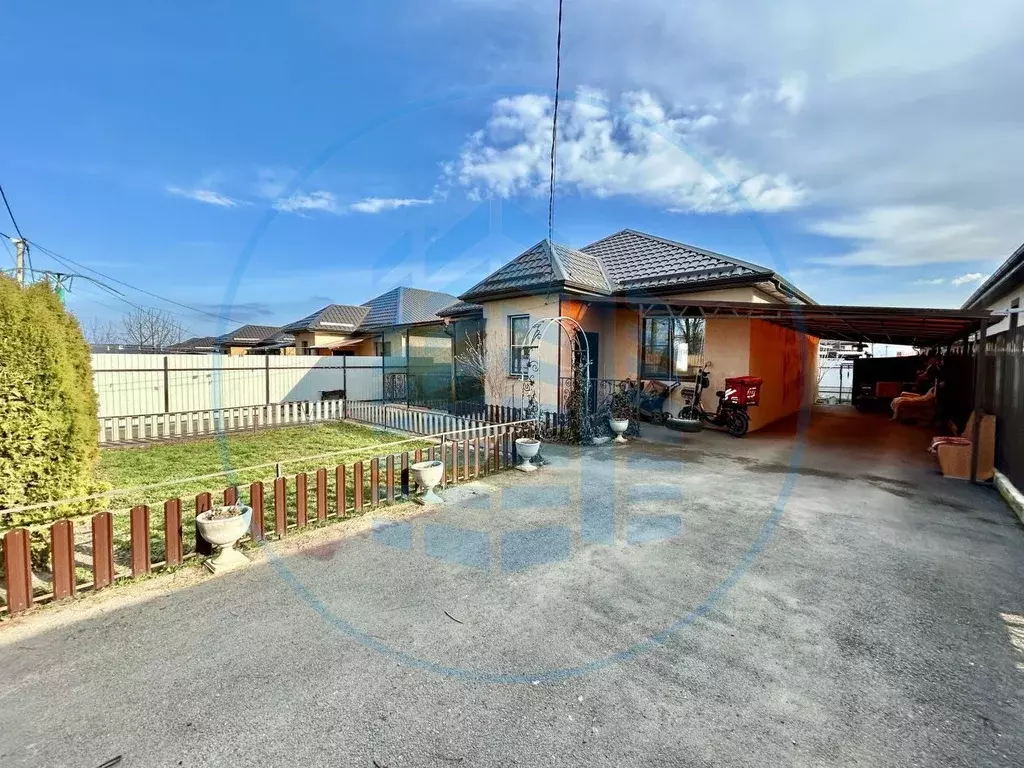 Дом в Ставропольский край, Ессентуки ул. Романтиков (92 м) - Фото 1