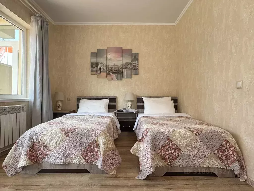 Комната Краснодарский край, Туапсе ул. Свободы, 6/2 - Фото 1