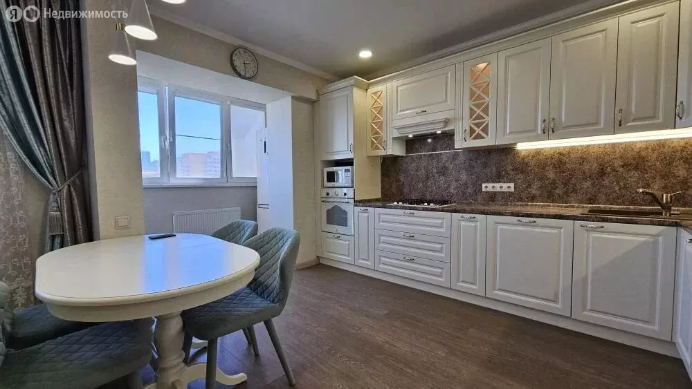 3-комнатная квартира: посёлок Берёзовый, 7/36к2 (83 м) - Фото 1