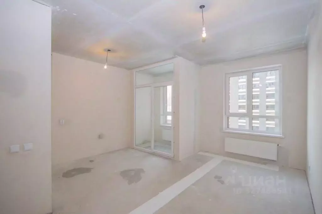 Студия Свердловская область, Екатеринбург ул. Походная, 14 (28.8 м) - Фото 1