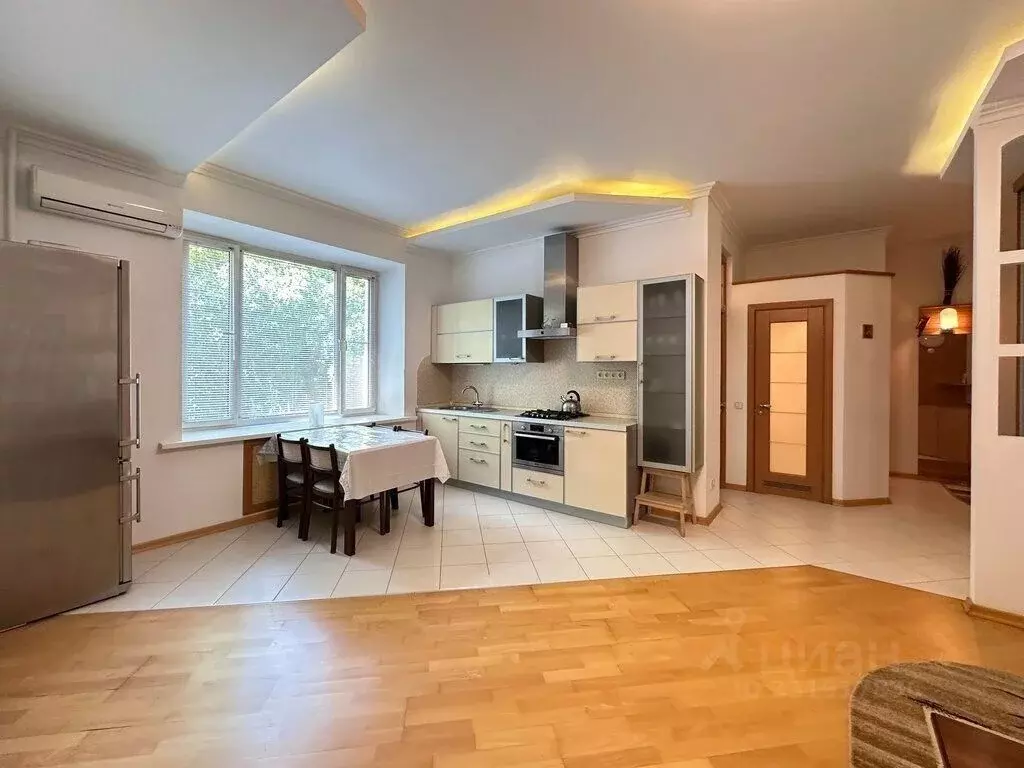 3-к кв. Москва ул. Нижняя Сыромятническая, 5с3 (65.0 м) - Фото 1