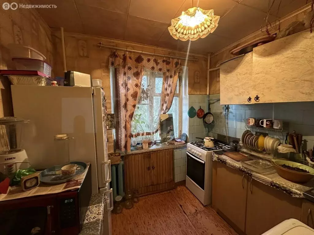 4-комнатная квартира: Боровичи, Валдайская улица, 16 (61 м) - Фото 0