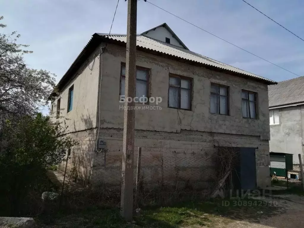 Дом в Крым, Феодосия городской округ, с. Ближнее ул. Интернациональная ... - Фото 0