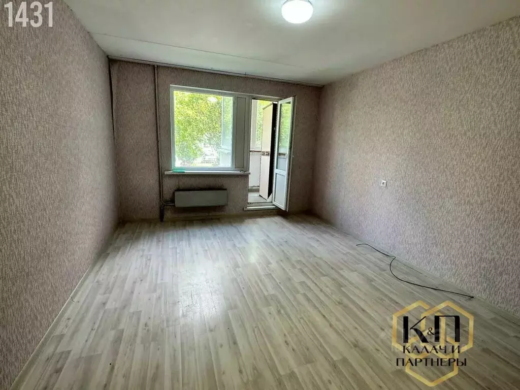 3-к кв. Свердловская область, Екатеринбург ул. Родонитовая, 6 (64.8 м) - Фото 2