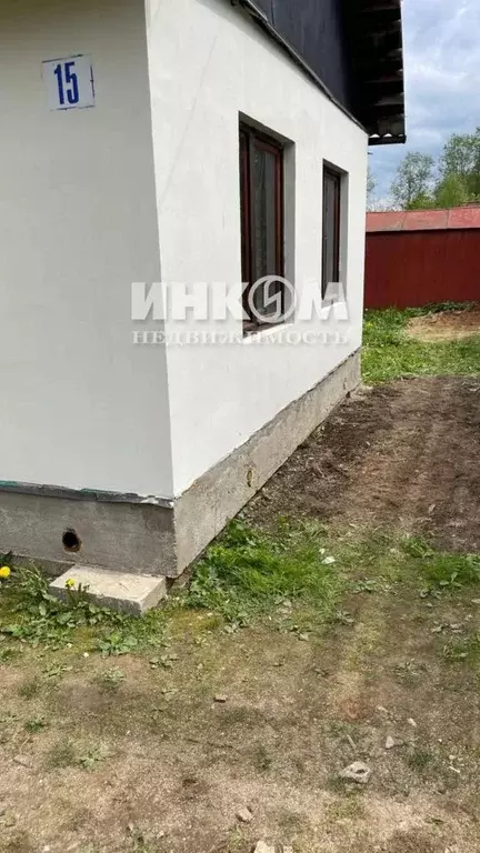 Дом в Смоленская область, Гагаринский муниципальный округ, д. Зубково ... - Фото 1