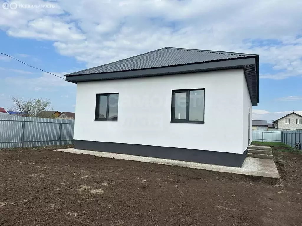 Дом в село Южный Урал, улица Владимира Высоцкого, 33 (82 м) - Фото 0