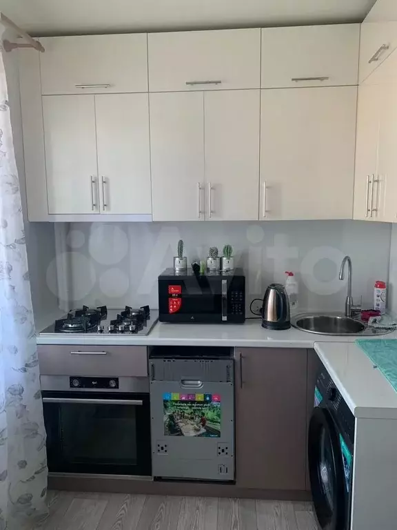 1-к. квартира, 28,5 м, 8/10 эт. - Фото 0