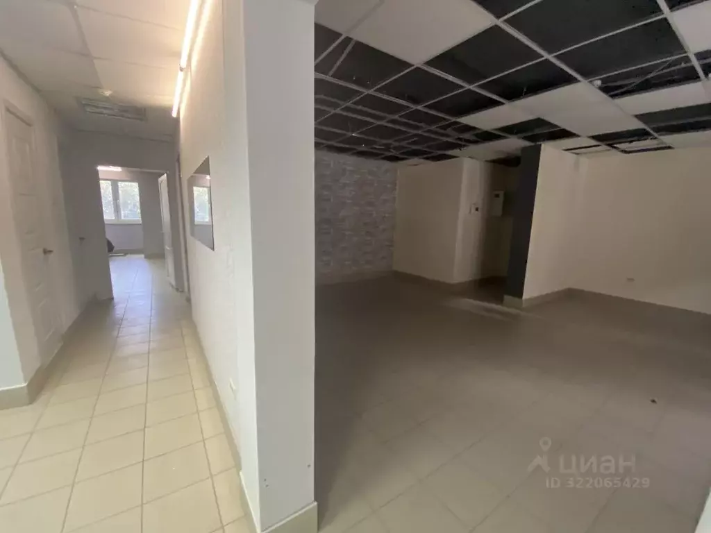 Торговая площадь в Тульская область, Тула ул. Демонстрации, 1 (72 м) - Фото 1