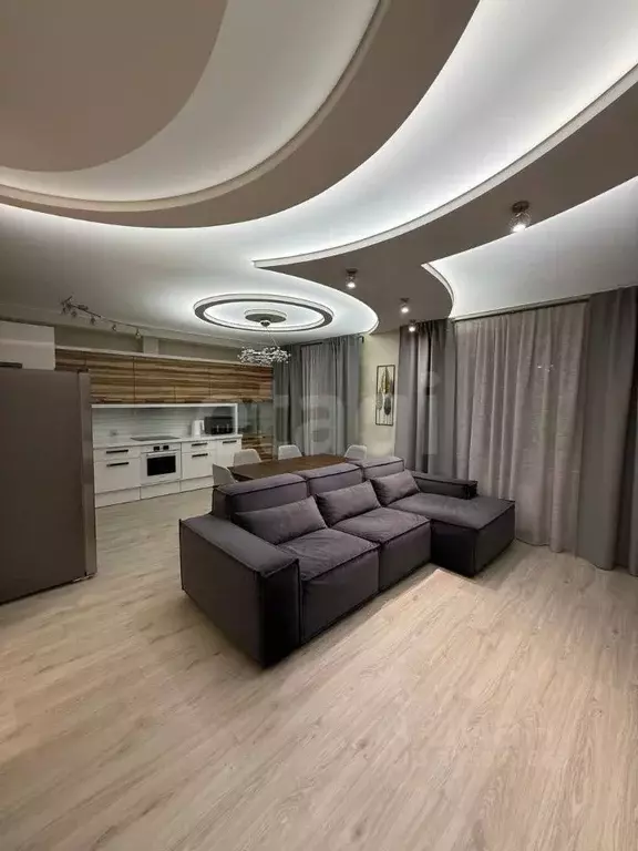 2-к кв. Санкт-Петербург ул. Есенина, 1А (92.8 м) - Фото 1