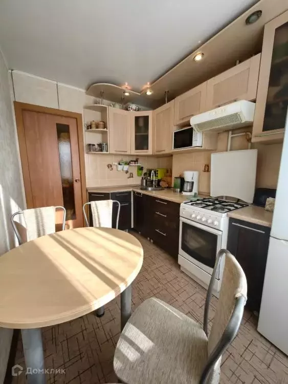 Продаётся 4-к квартира, 65 м - Фото 0