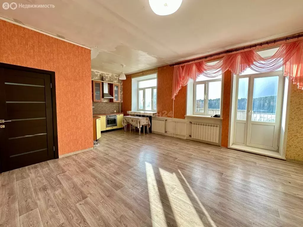3-комнатная квартира: Зеленогорск, Набережная улица, 1 (79.8 м) - Фото 1