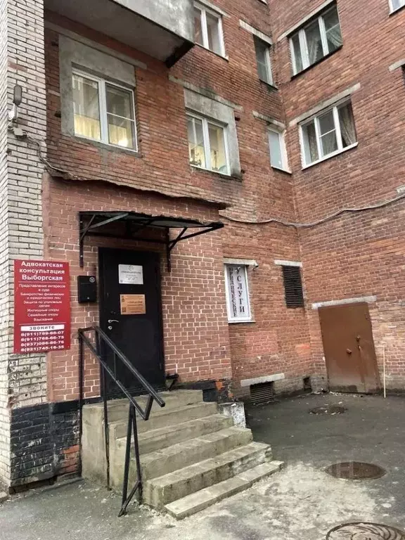 Торговая площадь в Санкт-Петербург ул. Сантьяго-де-Куба, 4к1 (120 м) - Фото 0