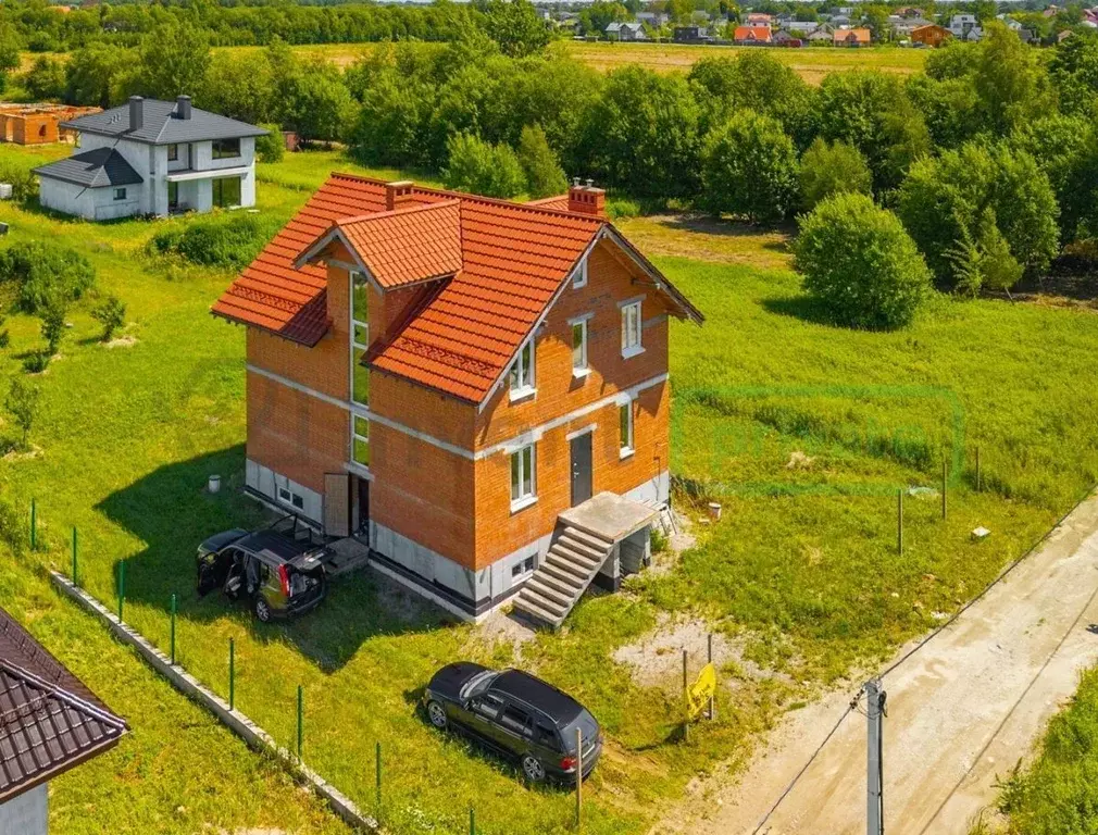 Дом в Калининградская область, Гурьевский муниципальный округ, пос. ... - Фото 0