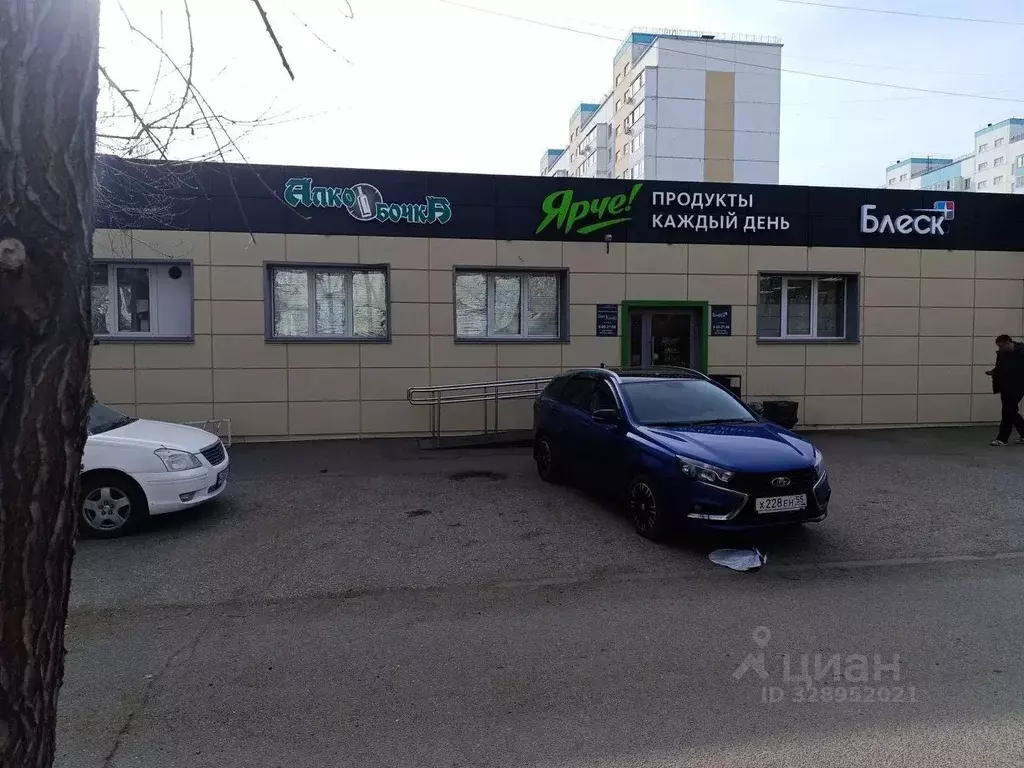 Торговая площадь в Омская область, Омск Куломзинская ул., 70 (54 м) - Фото 1