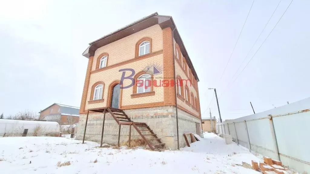 Коттедж в Челябинская область, Чебаркуль Советская ул., 101 (249 м) - Фото 1