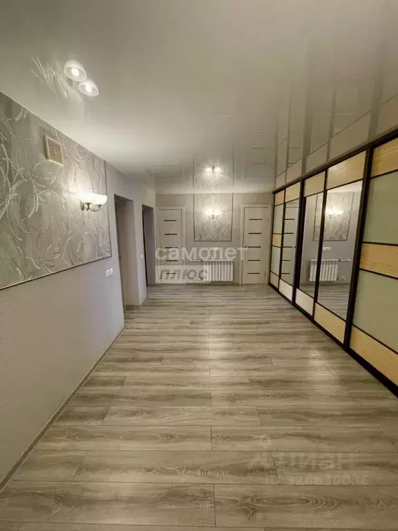 2-к кв. Омская область, Омск ул. 2-я Совхозная, 11/1 (85.0 м) - Фото 1