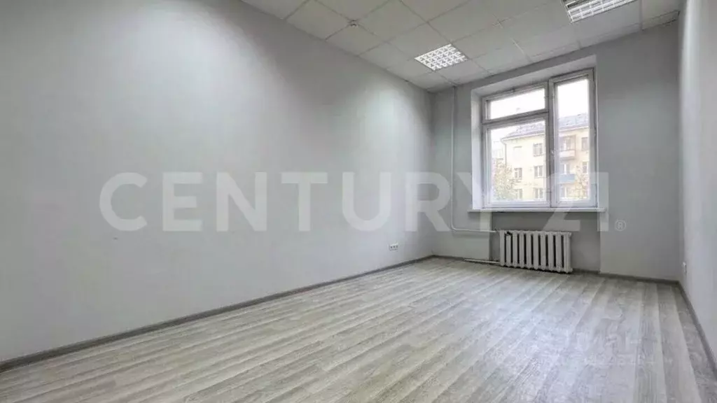 Помещение свободного назначения в Чувашия, Чебоксары ул. ... - Фото 2