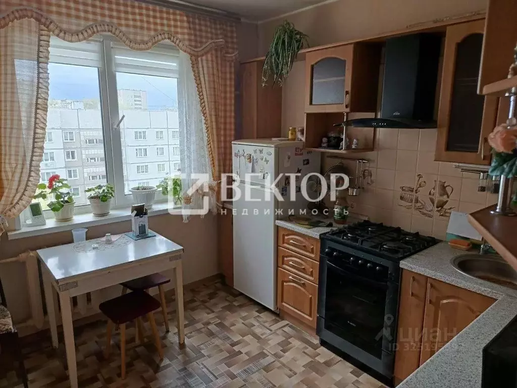 3-к кв. Ивановская область, Иваново ул. Танкиста Белороссова, 1 (63.9 ... - Фото 1