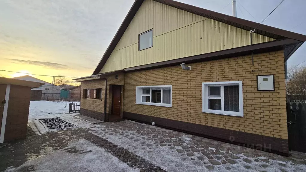 Дом в Омская область, Таврическое рп ул. Калинина, 24 (93 м) - Фото 1