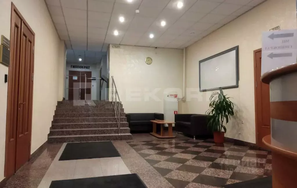 Офис в Санкт-Петербург 14-я Васильевского острова линия, 7 (186 м) - Фото 1