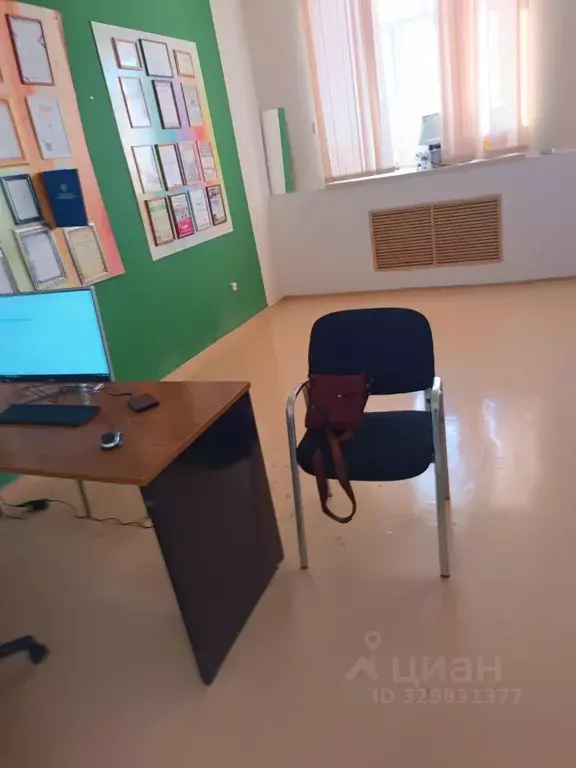 Помещение свободного назначения в Саха (Якутия), Якутск ул. Труда, 1А ... - Фото 1