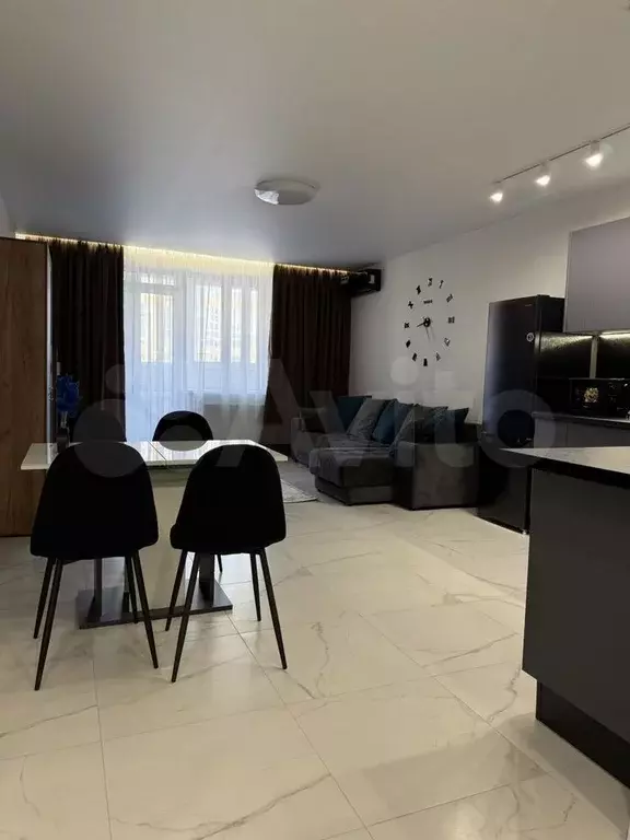 3-к. квартира, 90 м, 12/21 эт. - Фото 1