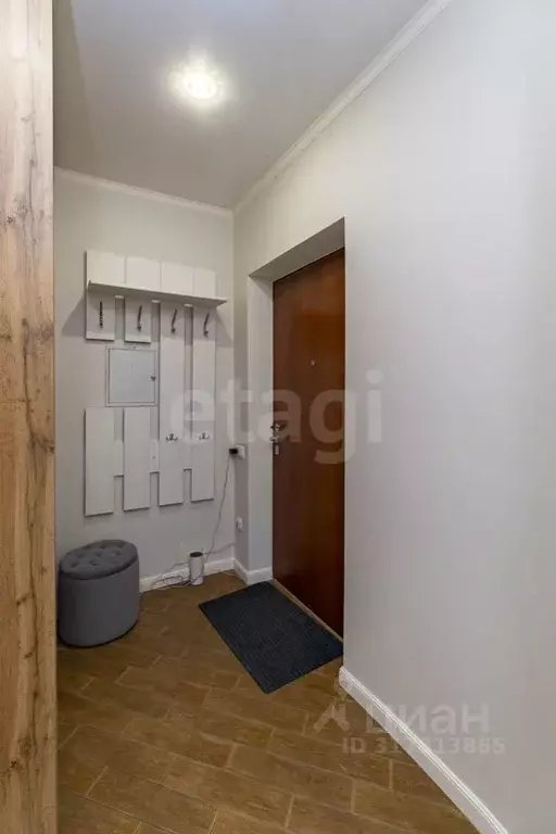 2-к кв. Тюменская область, Тюмень ул. Грибоедова, 13к3 (65.0 м) - Фото 0