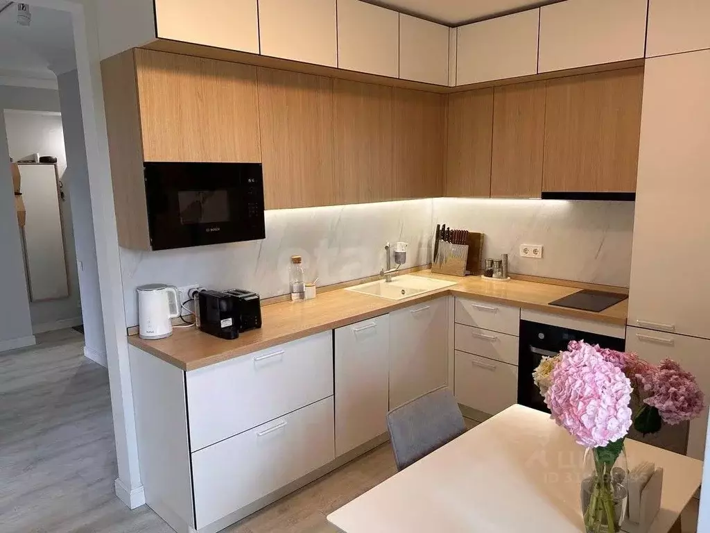 2-к кв. Москва ул. Артамонова, 16К1 (53.6 м) - Фото 0