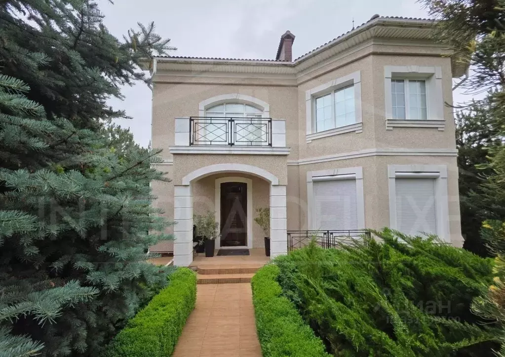 Дом в Севастополь ул. Молодых Строителей, 23 (407 м) - Фото 1