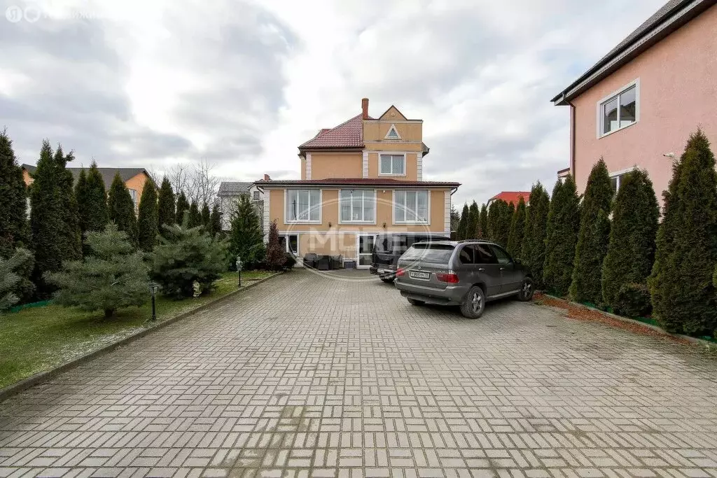 Дом в посёлок Дорожный, Озёрная улица, 11 (286.9 м) - Фото 1