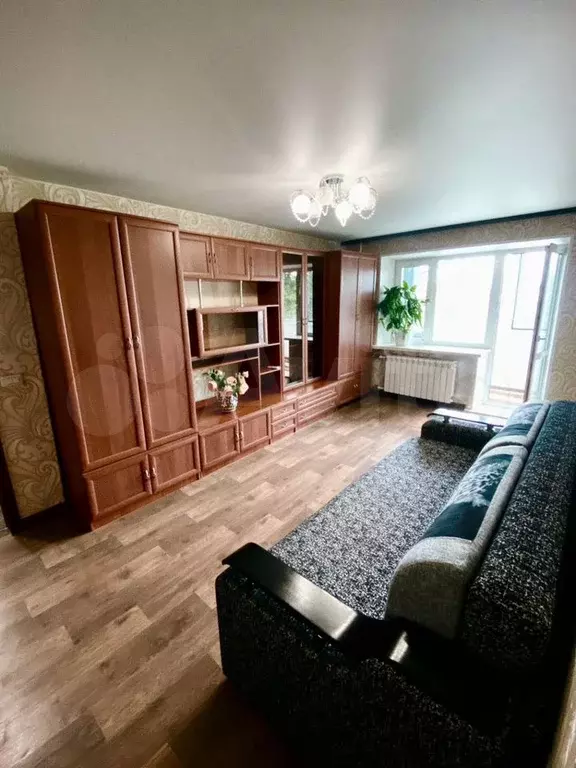 2-к. квартира, 46 м, 5/5 эт. - Фото 0