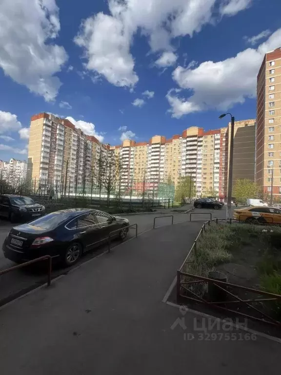 3-к кв. Московская область, Красногорск городской округ, Нахабино пгт ... - Фото 2