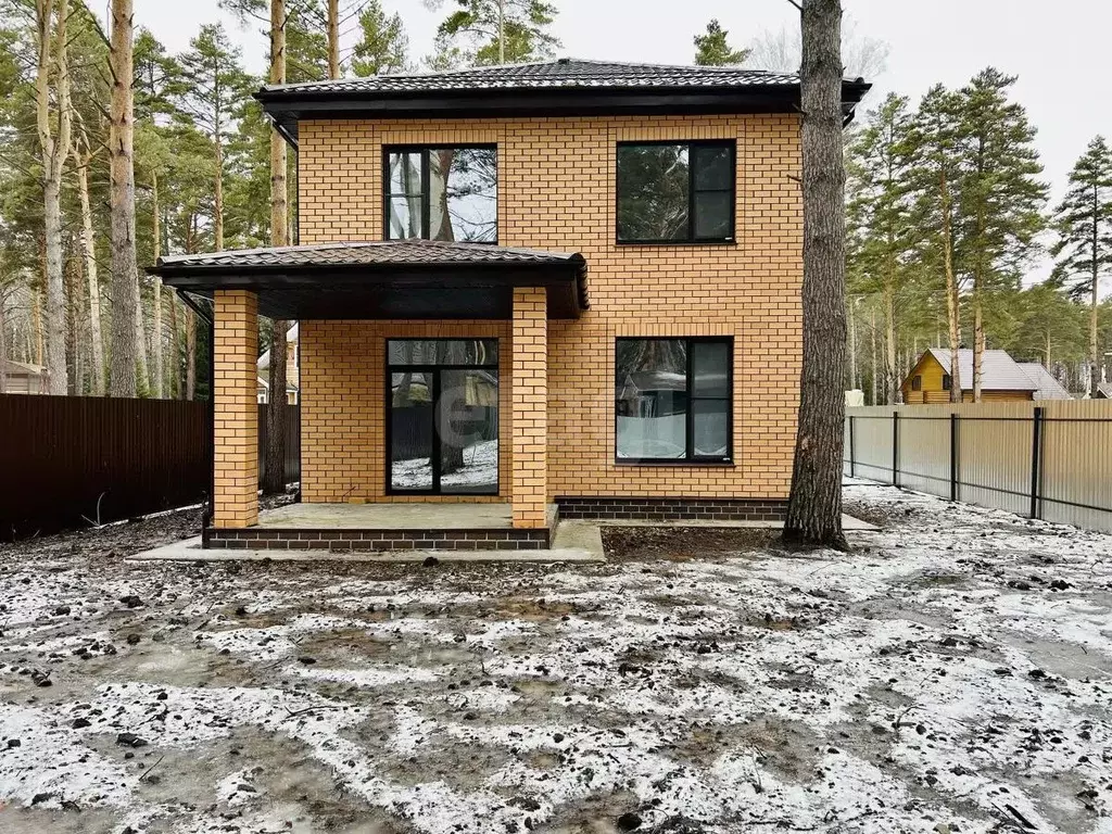 Дом в Тюменская область, Тюменский муниципальный округ, с. Перевалово  ... - Фото 1